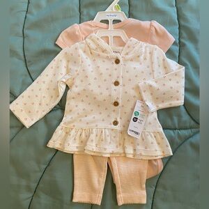 Floral Baby Outfit with Ruffle Detail